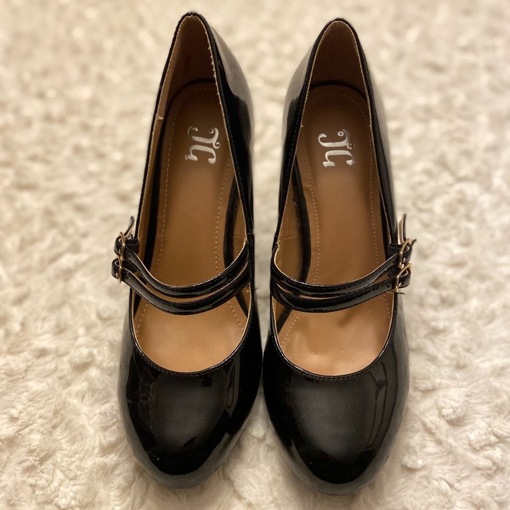 Journee Collection Heels